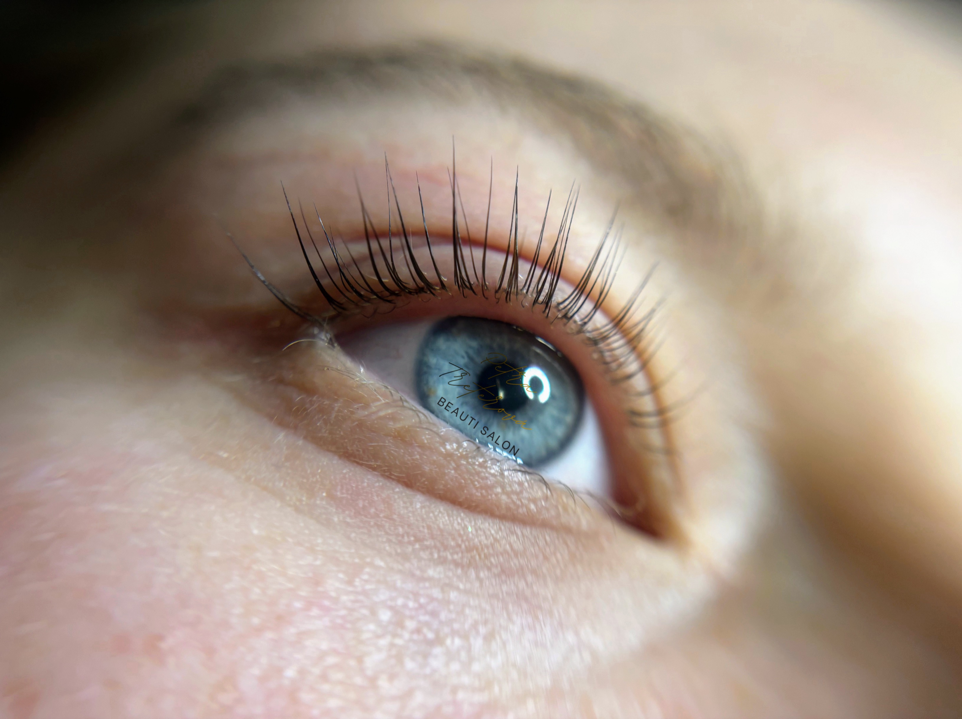 Korejský lash lifting